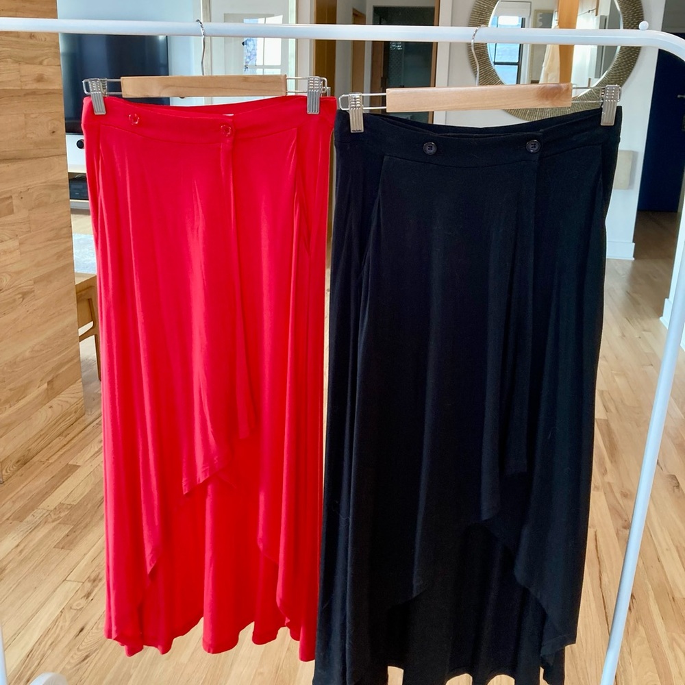 BCBG Generation black/red small tulip skirts